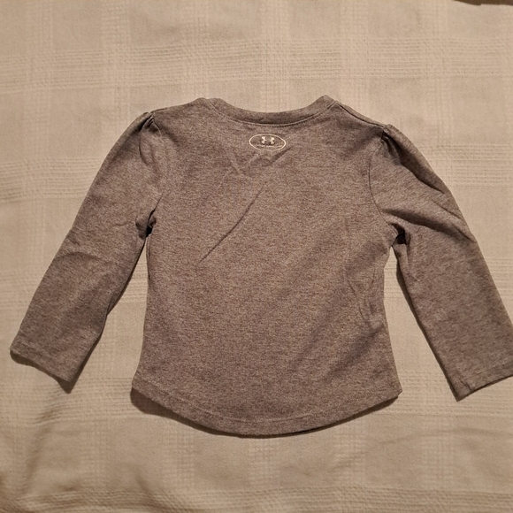 Under Armour girls size 18 months gray shirt, EUC - Picture 2 of 3
